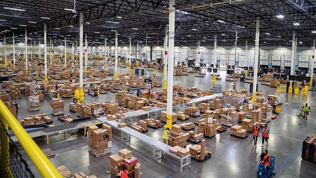 Amazon utilise l’IA pour repérer les produits endommagés