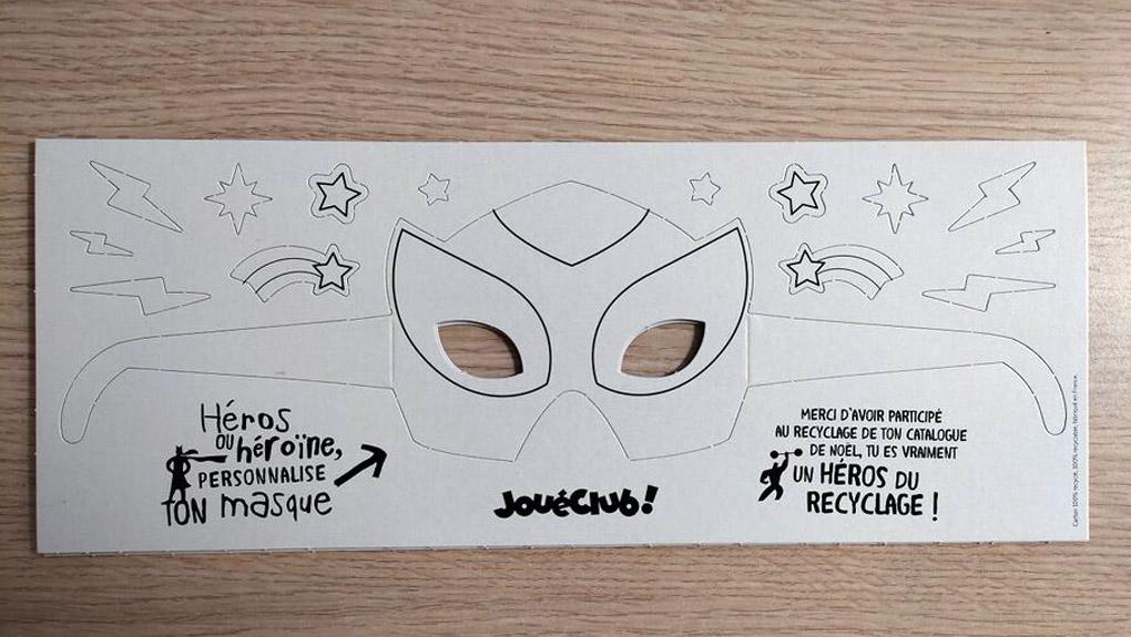 JouéClub recycle ses catalogues en masques de super-héros