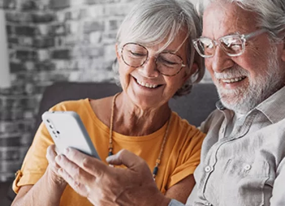 Fracture numérique, le risque s’éloigne pour les seniors