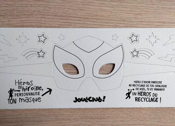 JouéClub recycle ses catalogues en masques de super-héros