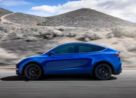 Tesla lance une assurance auto ajustée sur la conduite en temps réel