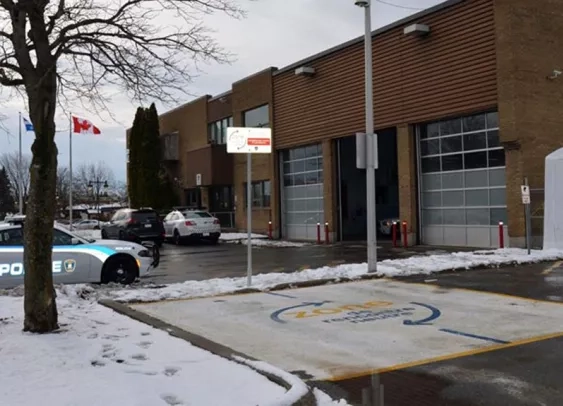 La police québécoise déploie des zones sécurisées pour finaliser les transactions faites en ligne