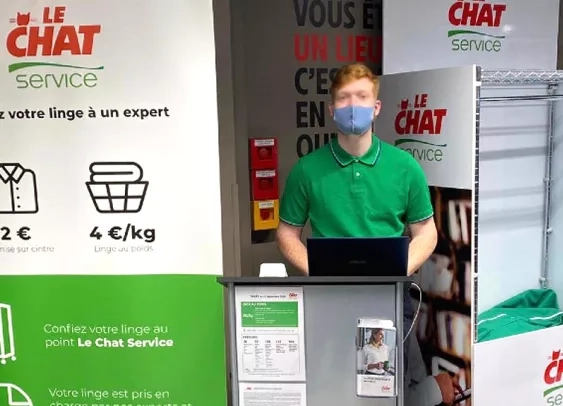 La lessive Le Chat déploie un service de lavage du linge chez Intermarché